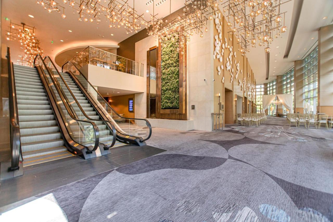 The Westin At The Woodlands Hotel Buitenkant foto